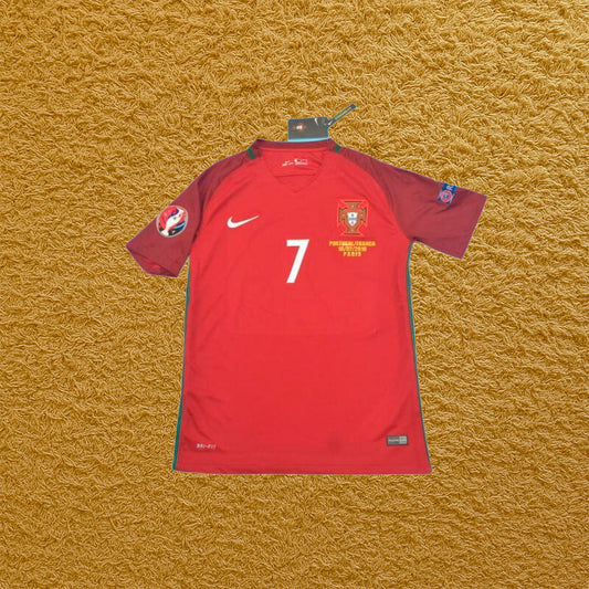 Camiseta retro Portugal 2016